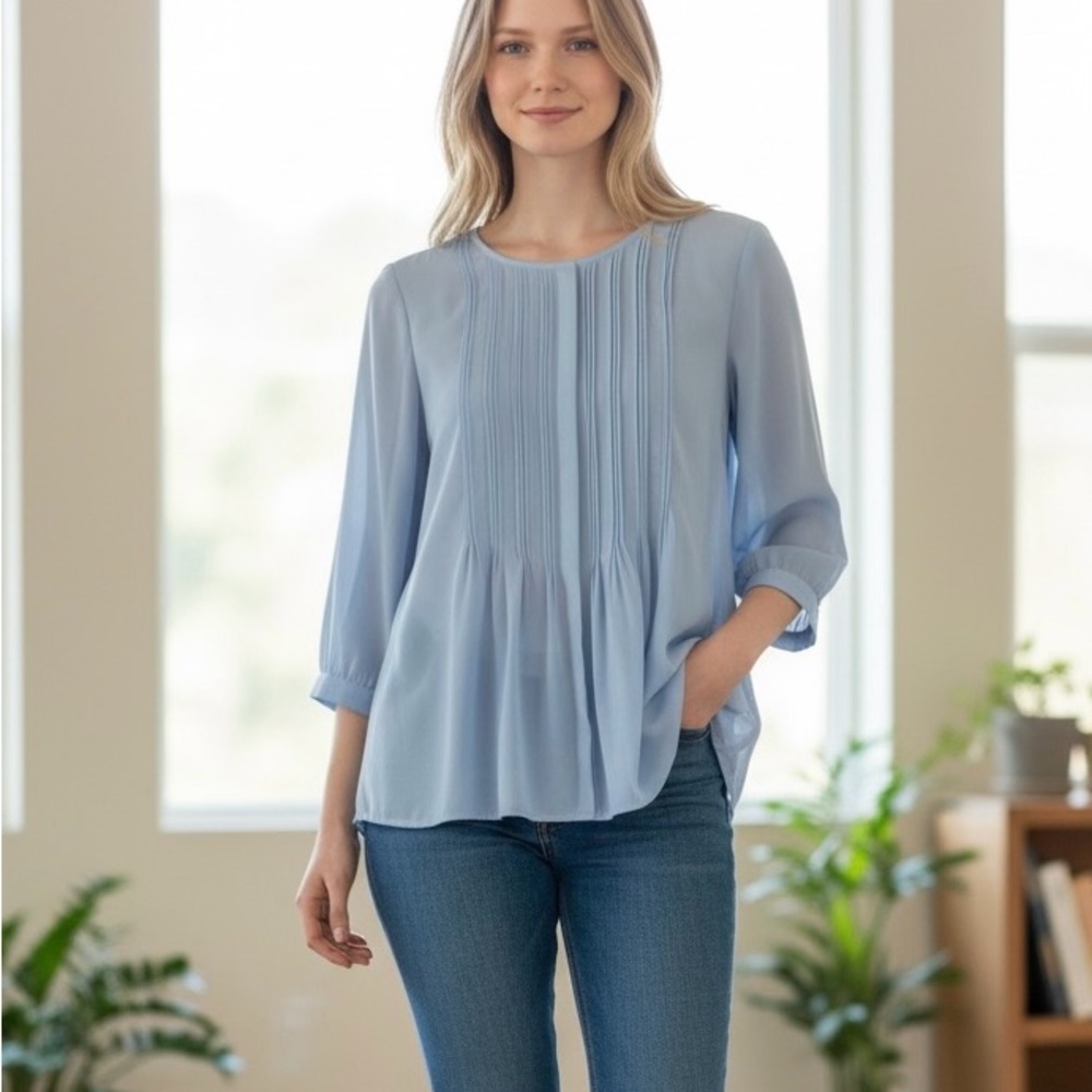 Banana Republic Light Blue Pintuck Peplum Blouse Size S